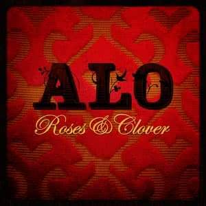 Roses & Clover