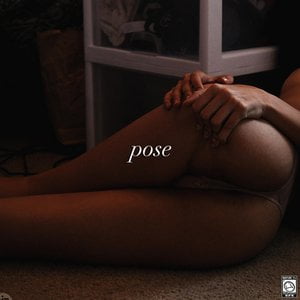 pose