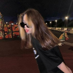 Don't Think I'm Not (Radio Edit) Don't Think I'm Not (Radio Edit)