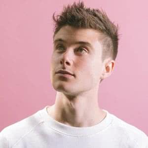 Alec Benjamin