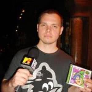 Aaron LaCrate