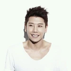 Park Hyo Shin