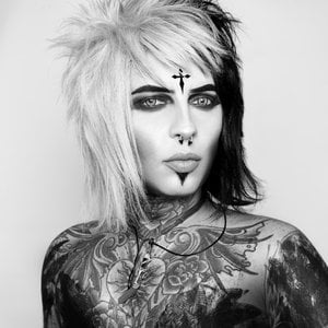 Dahvie Vanity