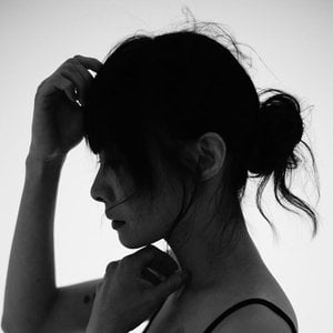 千千萬萬 Lightyears Of Solitude Lyrics By 鄭宜農